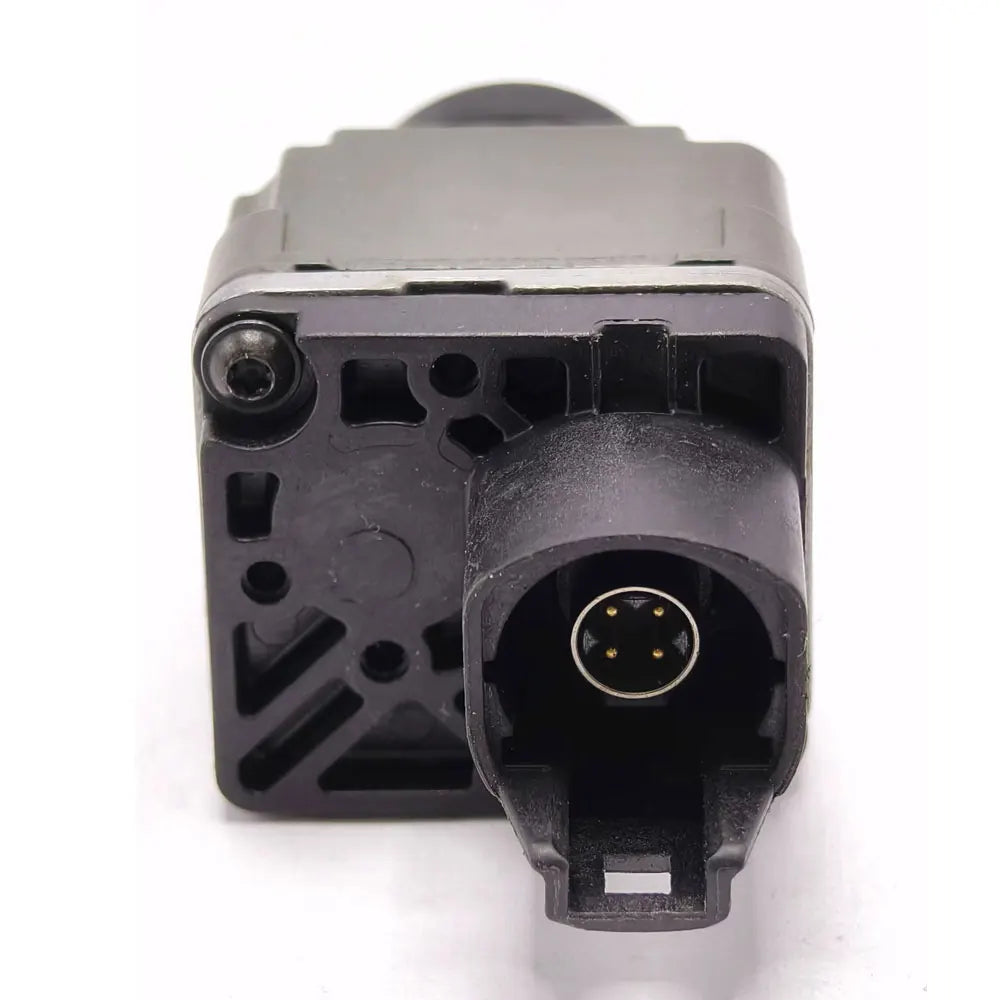Black plastic electrical connector with five gold pins on the back of 5q0980546a surround camera for panamera vw atlas