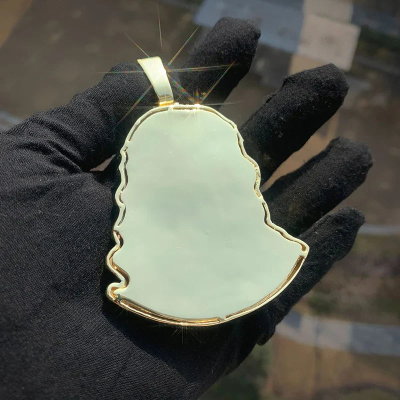 Gold-plated snapchat ghost pendant with cubic zirconic paved edges and jade-like center for necklace men rapper jewelry