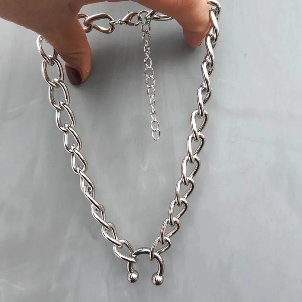 Silver-toned chunky chain short choker with bold interlocking links and adjustable extension for women unisex party club hyperbole sexy style