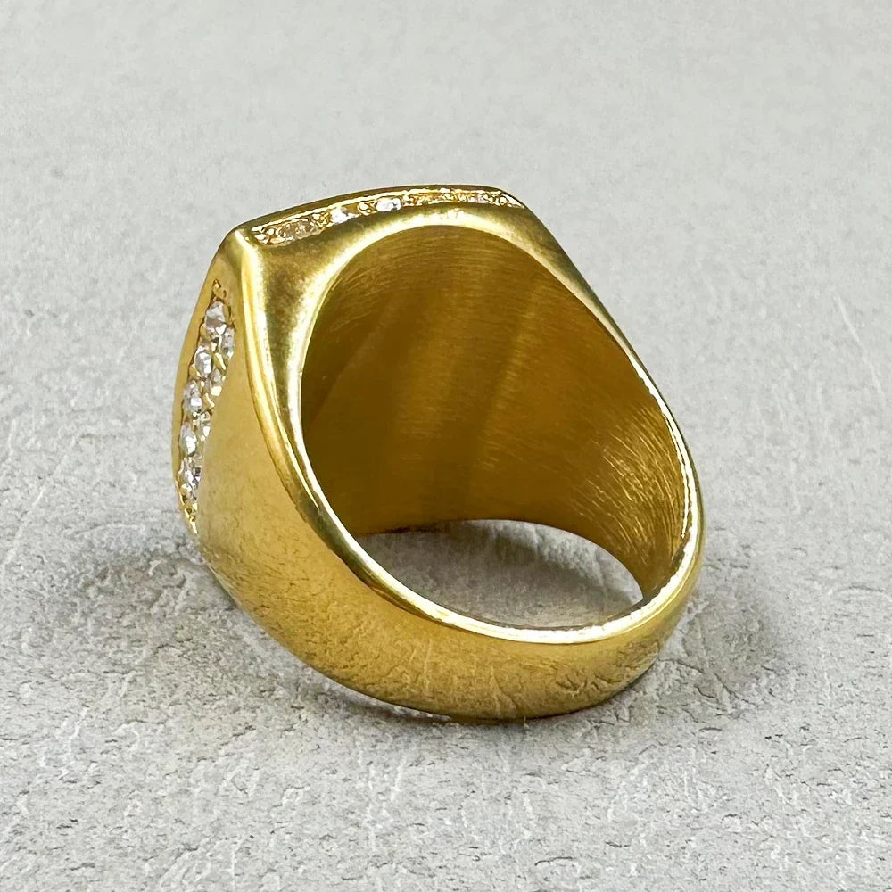 Gold color 316l stainless steel signet ring with brushed finish and rhinestone edges for men rapper jewelry