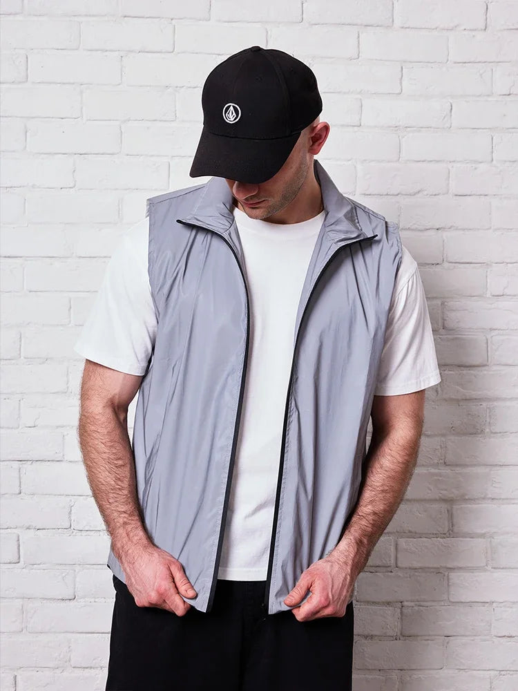 Gray streetwear reflective sleeveless vest with black zipper lightweight stand collar for night running dancing outdoors
