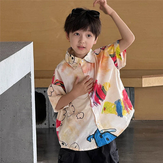 A child wearing a short-sleeved off-white hip hop shirt with colorful abstract print for kids streetwear