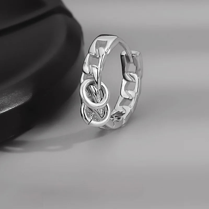 1pair hiphop punk silver chain-link ring with bold interlocking design and subtle diamond accents trendy earring piercing