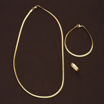 Gold-colored stainless steel fashion hip hop minimalist necklace with an interlocking link design and secure clasp