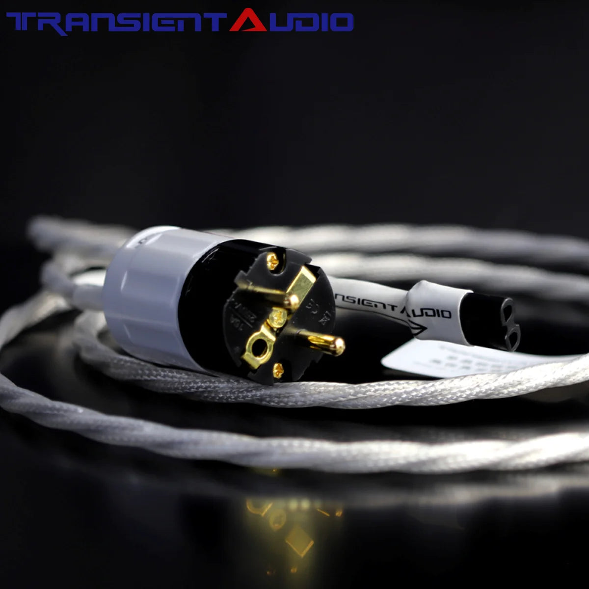7NOCC Audiophile-grade audio power cord featuring single-crystal copper with silver plating and an mini8-shaped tail connector
