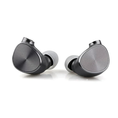 Black and silver inlaid legato headphone 2dd dual dynamic driver in ear iem with brushed metal grille and 78mm 2pin cable