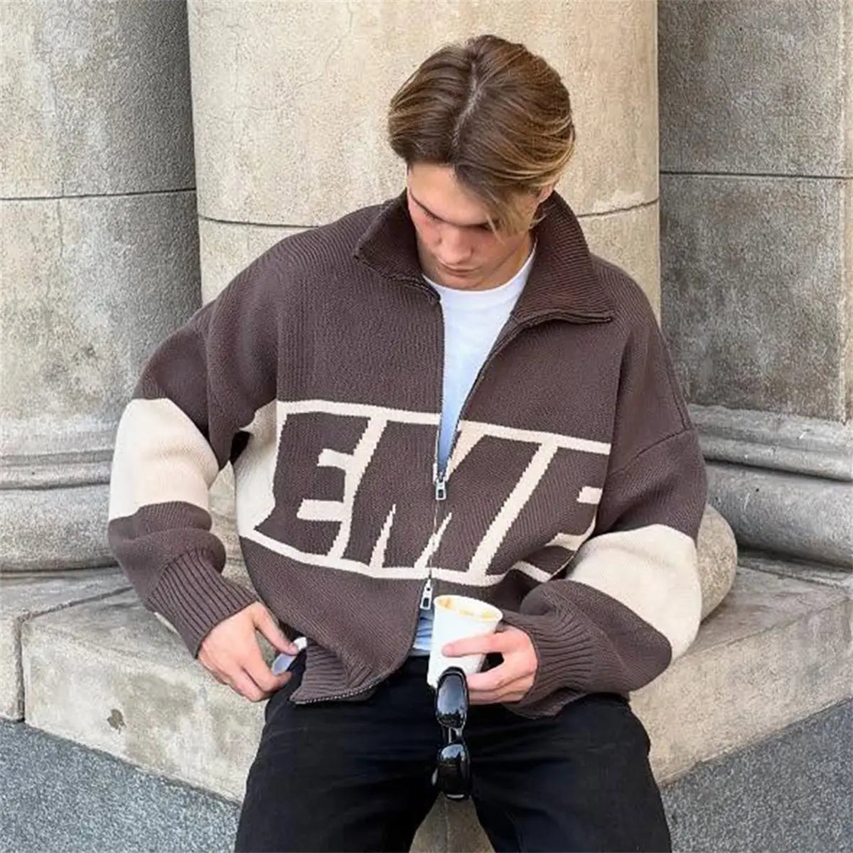 Street Harajuku Oversized Men’s Sweater Women Winter Warm Letter Splicing Embroidered Cardigan Y2K Simple Zip Cardigan Clothing