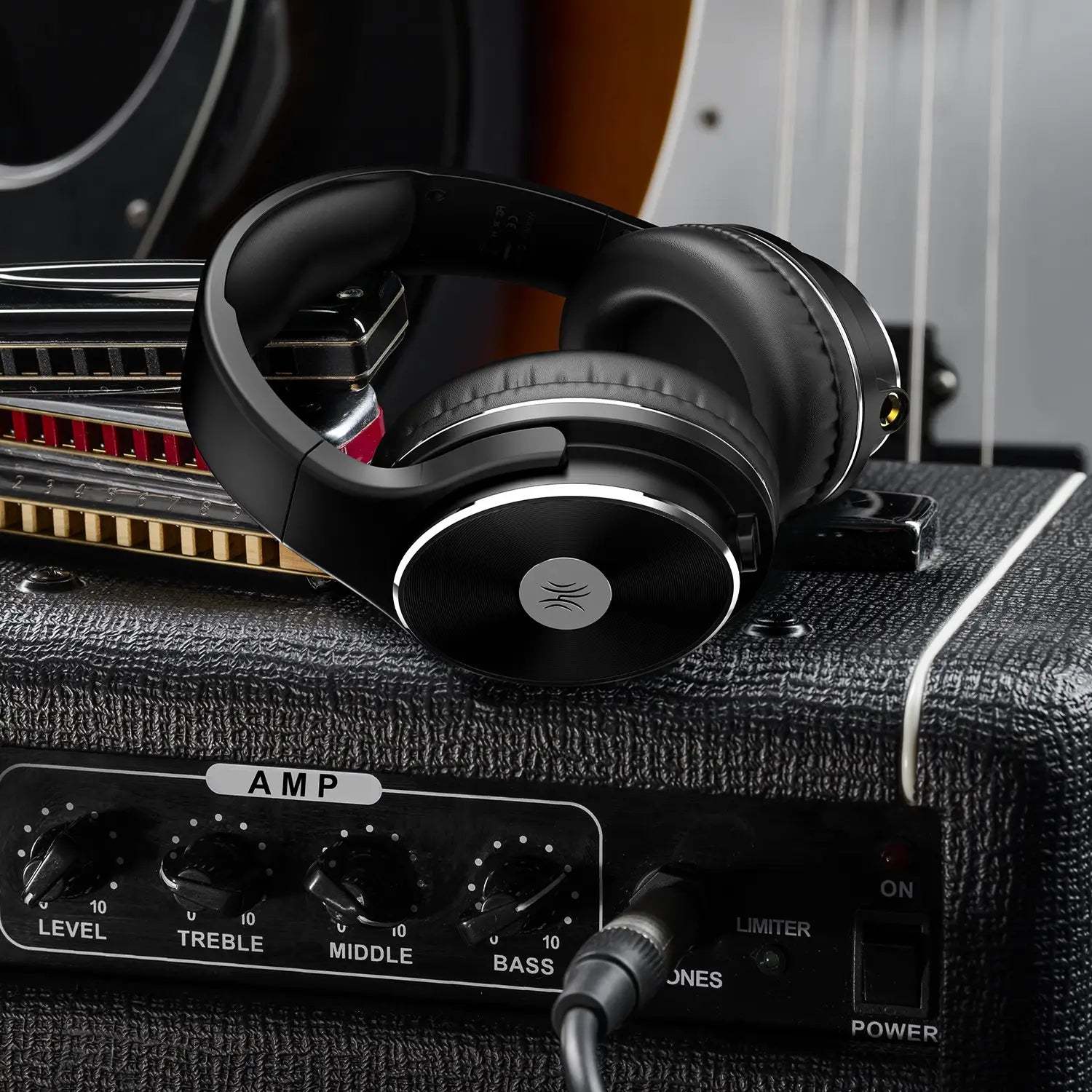 Oneodio Studio HI-FI Headphones High-Resolution Sound Deep Bass Wired Headset with 50mm Neodymium Drivers Ideal for Music Create