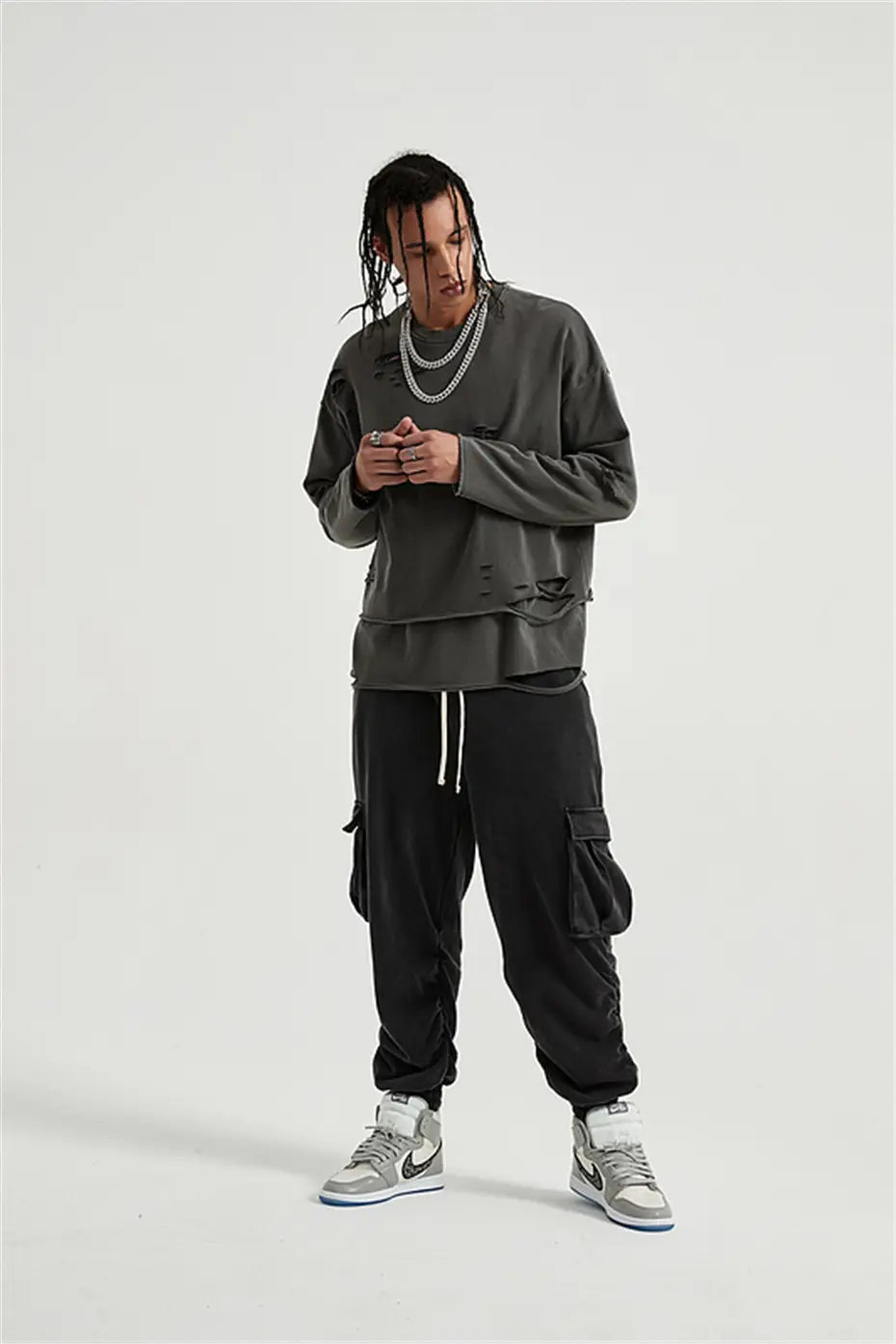 Hip Hop Streetwear Vintage Sweatshirt 2026 Autumn Creative Distressed Destroyed Ripped Holes Pullover Cotton Tops Loose