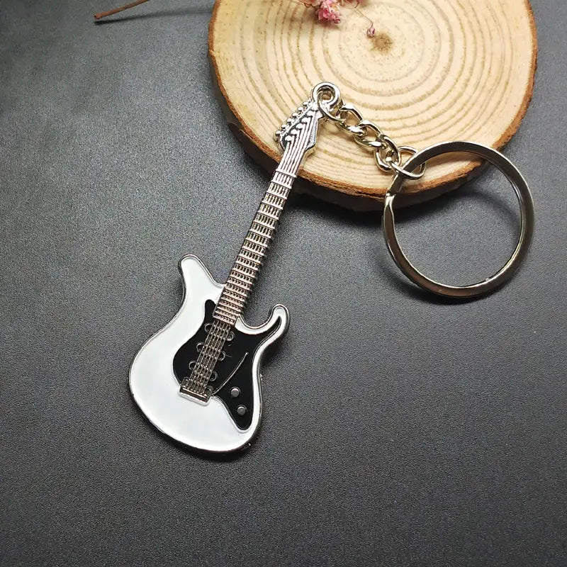 New Design Classic Guitar Keychain Car Key Chain Key Ring Musical Instruments pendant For Man Women Gift wholesale 17079