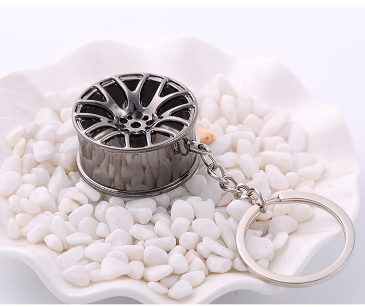 New 3D Miniature Car Metal Wheel Rim Keychain Car Key Ring Wheel Hub Key Chain Best Party Gift Jewelry