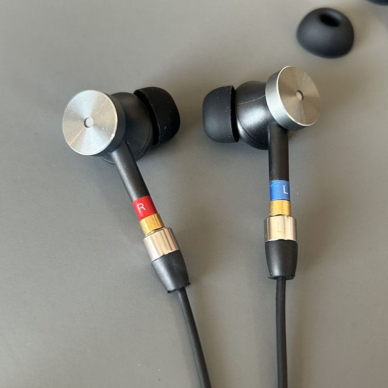 DIY MMCX HiFi Headphones Metal Deep Bass In-Ear Earphones with Detachable Cable Audiophile Wired Earbuds for Studio Recording