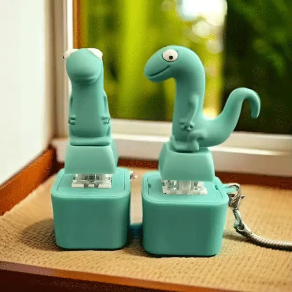 NEW Croaking Frog Keychain Rechargeable Frog Keyboard Fidget Clicker Frog/Lizard Sound Keychain with LED Light for Stress Relief