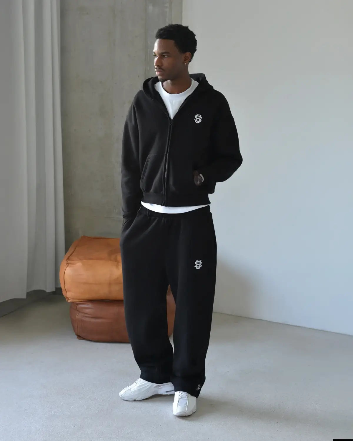 Embroidered sweatpants two-piece set Y2K clothing men’s hip-hop oversized sweatpants casual zipper hoodie