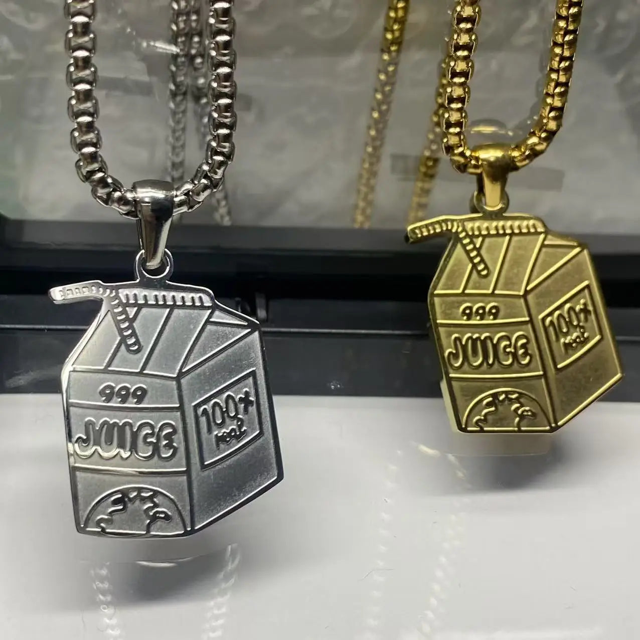 Hip Hop Pendant Necklace Singer Rapper Letter Name Chain Necklace Fans Memorial Jewelry Gifts for Men Women Accessories