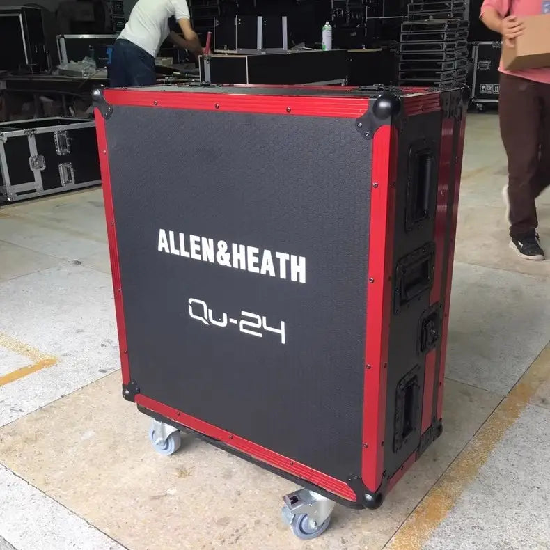 ALLEN&HEATH QU24 24-Channel Digital Mixing Console Air Case