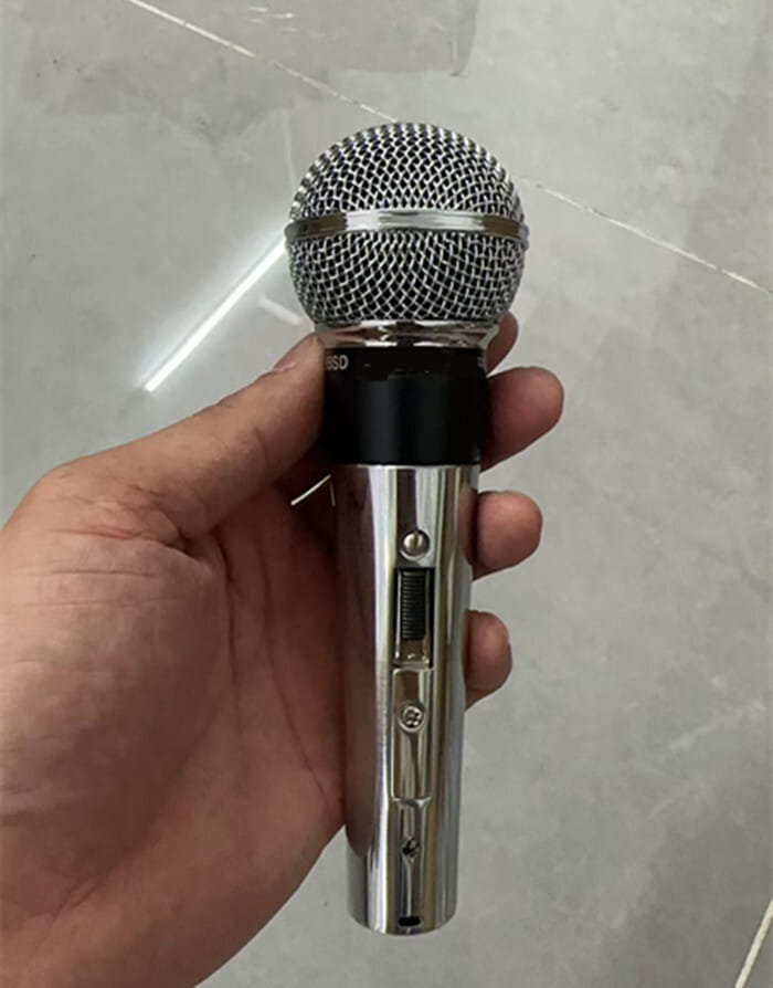 Top quality Vocal Dynamic 565SD microphone karaoke handheld ktv wired microphone professional