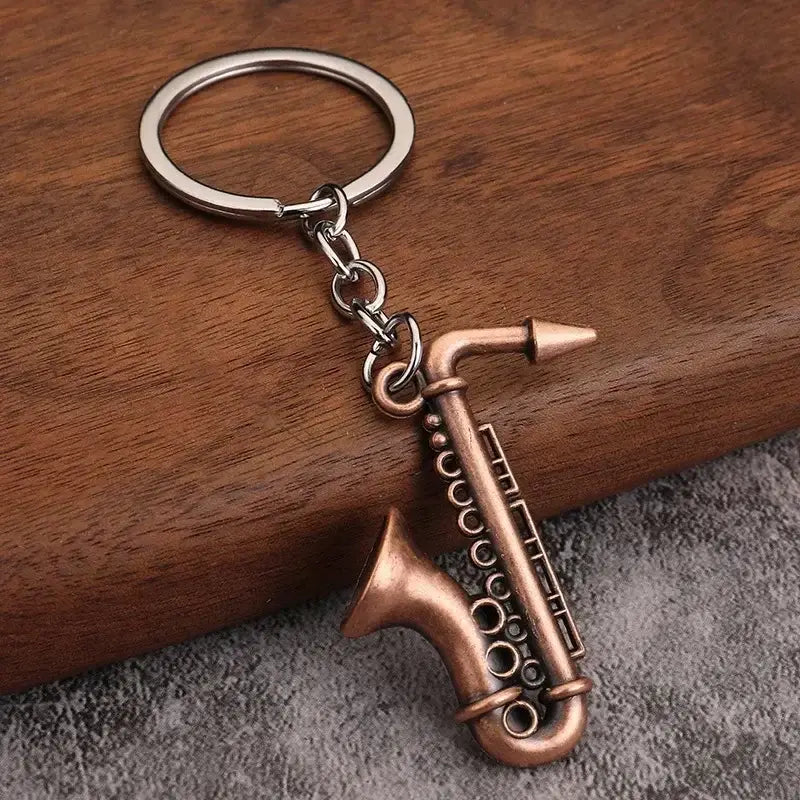 music small gift men and women keyrings Mini retro musical instrument metal keychain pendant