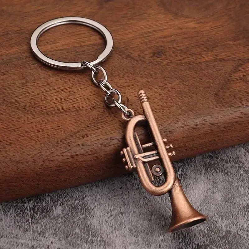 music small gift men and women keyrings Mini retro musical instrument metal keychain pendant