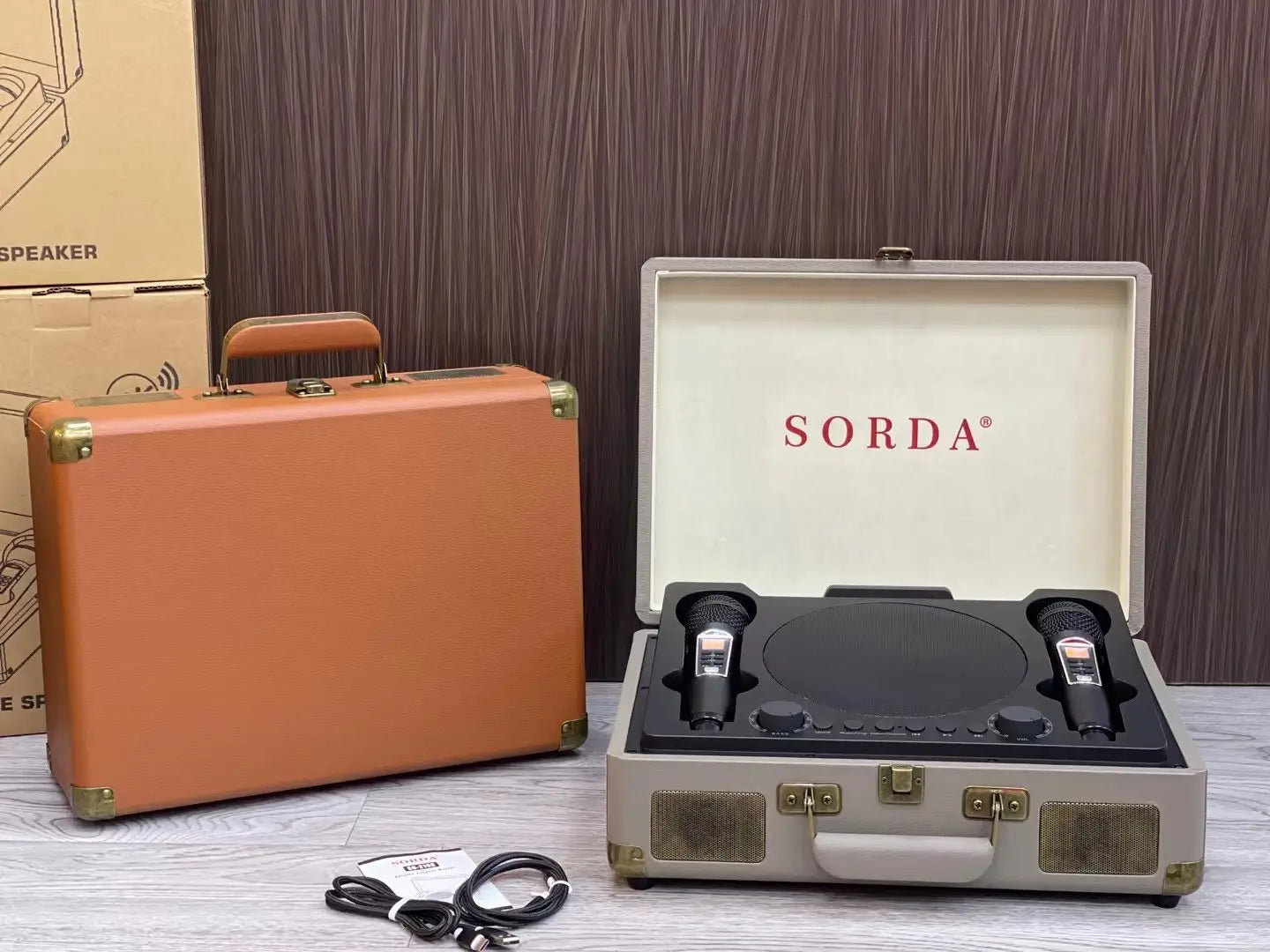 Retro High-quality Bluetooth Speaker Wireless Portable Home Theater KTV Outdoor Suitcase Karaoke Microphone Speakers SD2109