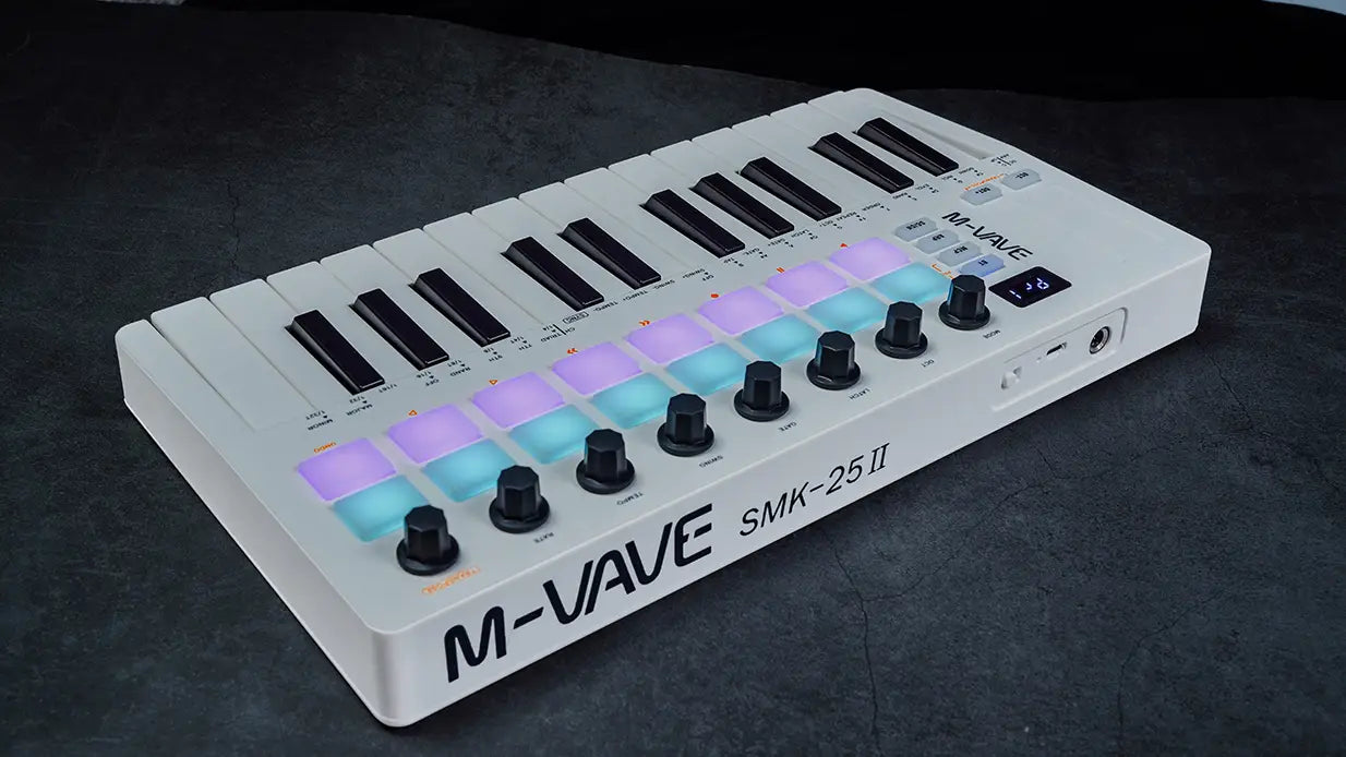 M-VAVE SMK-25 MIDI Pad Controller Rechargeable Keyboard USB 25 Key,16 RGB Drum Pads,8 Knobs&Music Production,Software Included