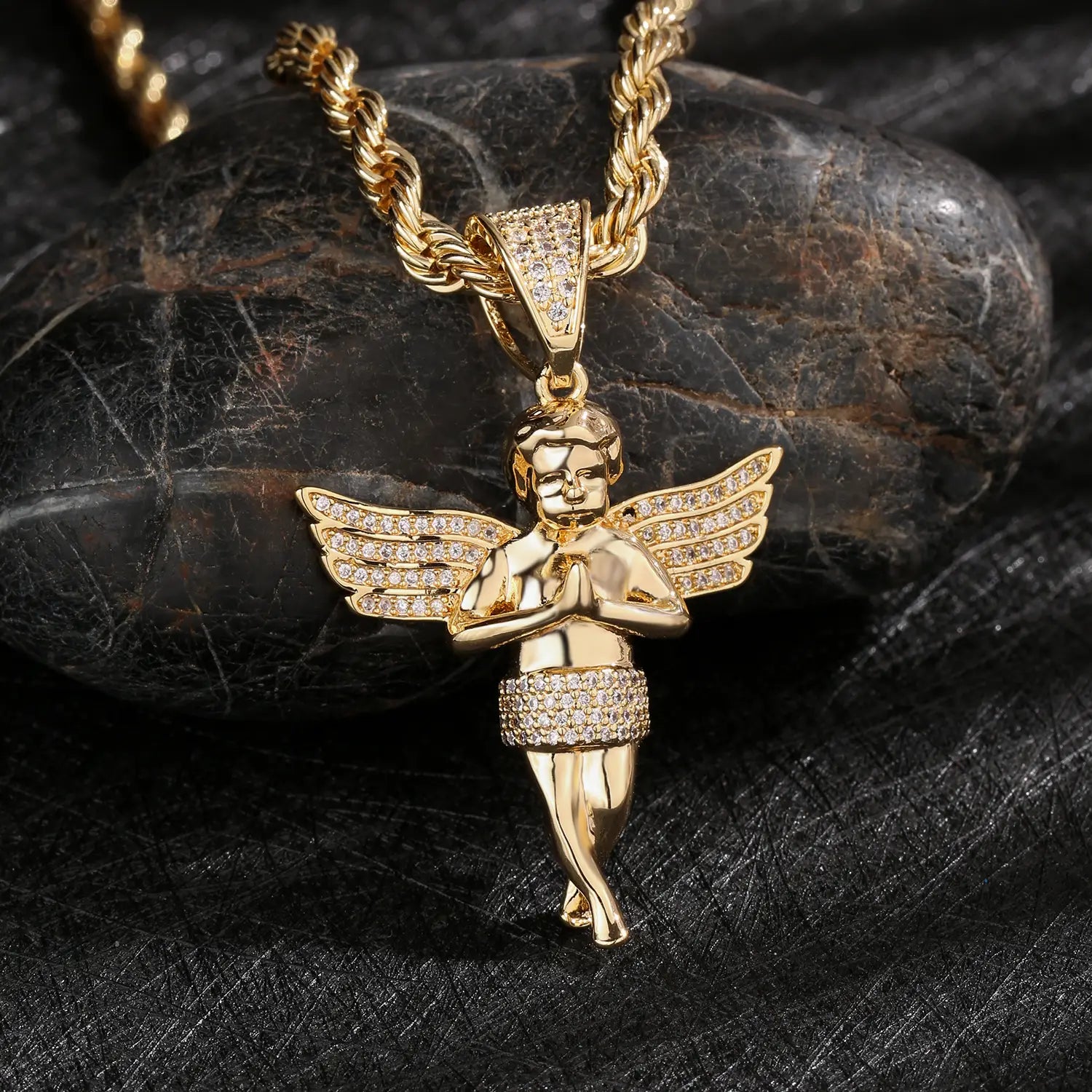 Hip-hop religious pendant for men and women made of copper plated with 14K gold wholesale available.
