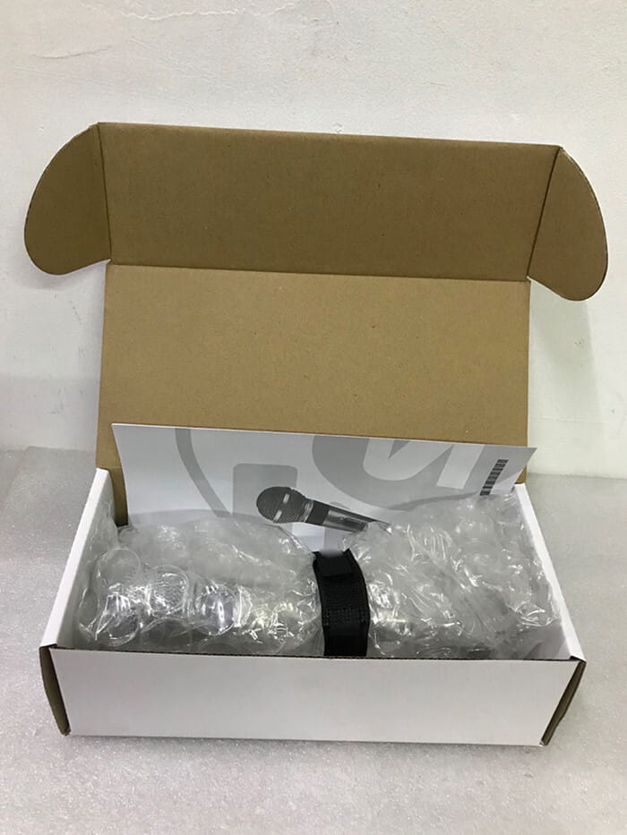 Top quality Vocal Dynamic 565SD microphone karaoke handheld ktv wired microphone professional