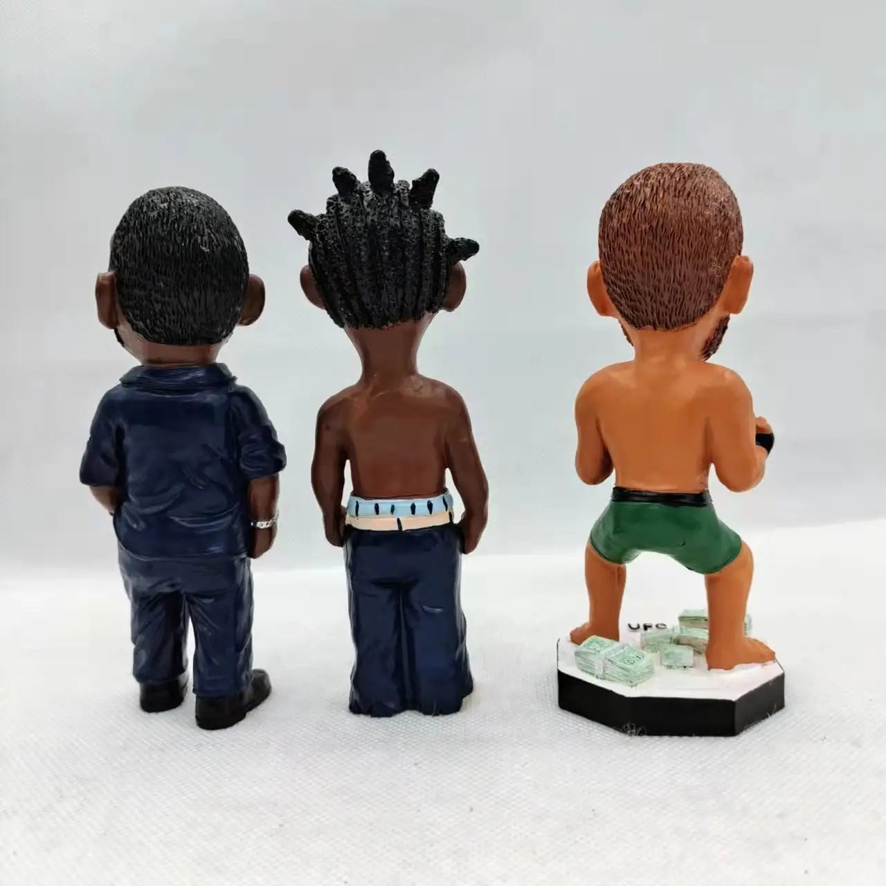 Fun Hip Hop Rapper Funny Bro Figurine Model Resin Statue for Home Indoor Outdoor Sculptures Car Decoration Garden Ornaments Gift
