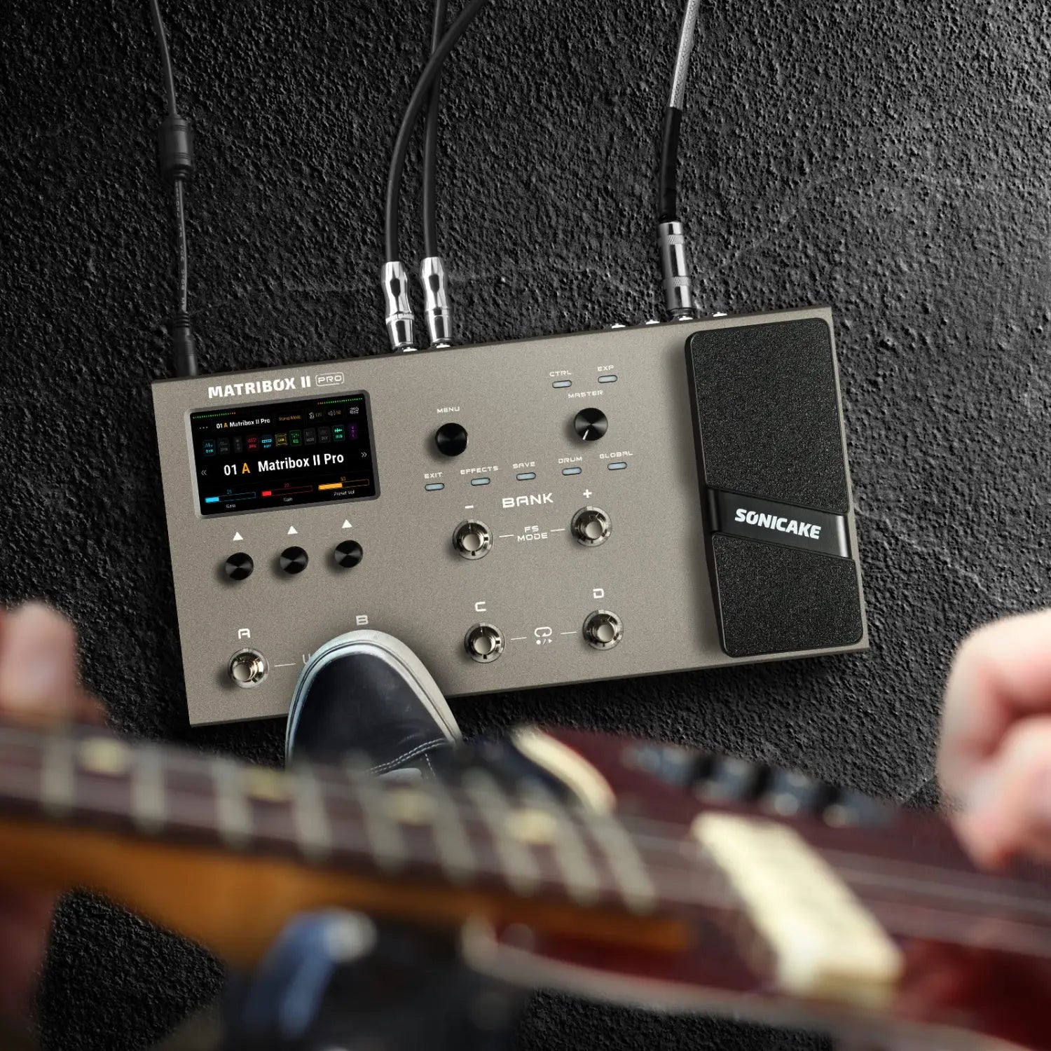 SONICAKE Matribox II Pro 4.3“ colorful touch screen Guitar Bass Amp Modeling IR Multi-Effects with Expression Pedal FX Loop MIDI