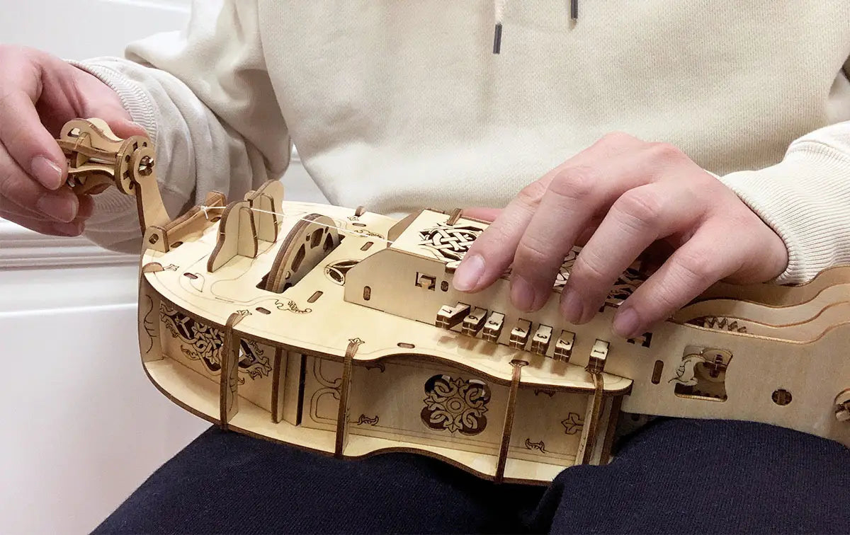 Wooden Mechanical Transmission Model Assembly Toy Handcrafted DIY Hand-Cranked Organ Musical Instrument Gift