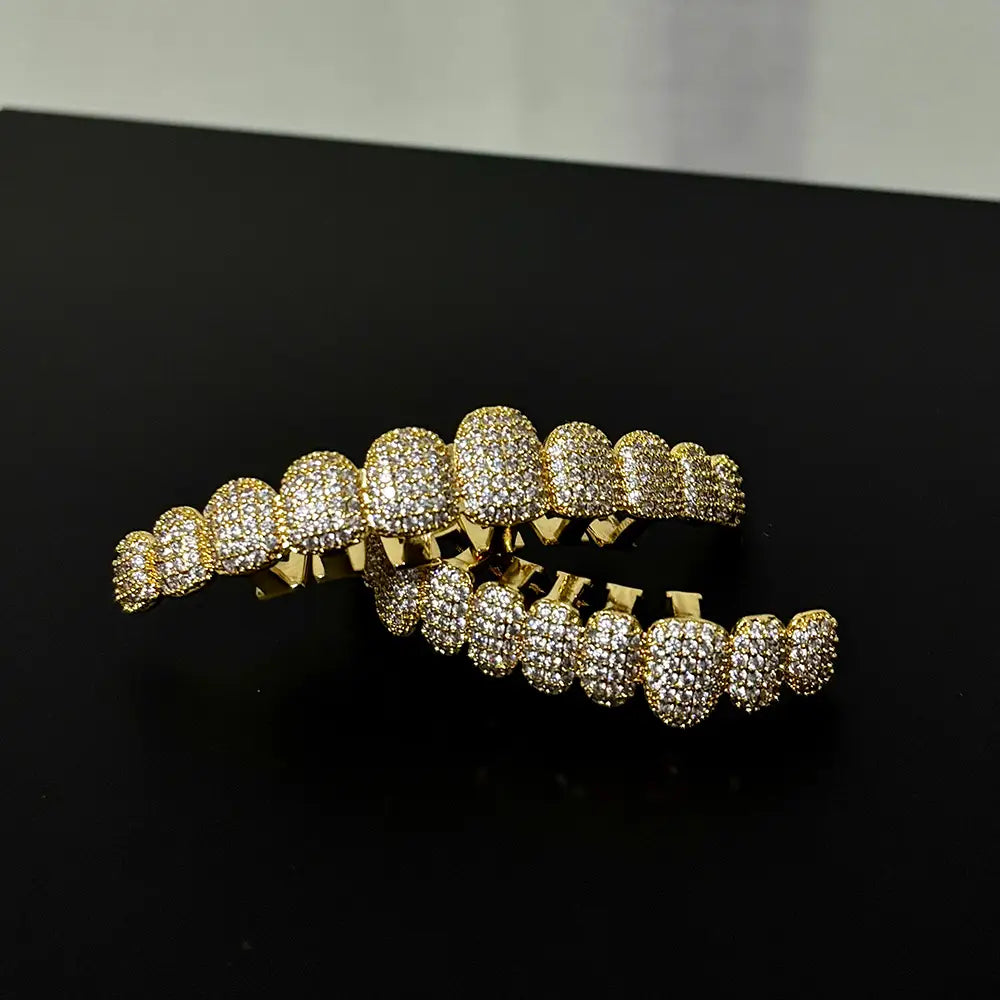 RACHELZ Hip Hop 10/10 Iced Out CZ Stone Teeth Grillz Punk Rapper Cubic Zirconia Tooth Caps For Women Men Jewelry Christmas Gift