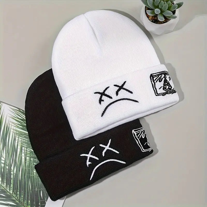 Sad face embroidered graphic brimless beanie fashionable black and white knitted hat casual hip-hop brimless hat