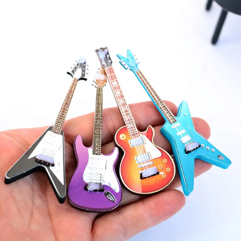 1Pc Classic Guitar Toy for Dollhouse 1/12 Miniature Simulation Musical Instrument Model Decorative Accessory for Dollhouses