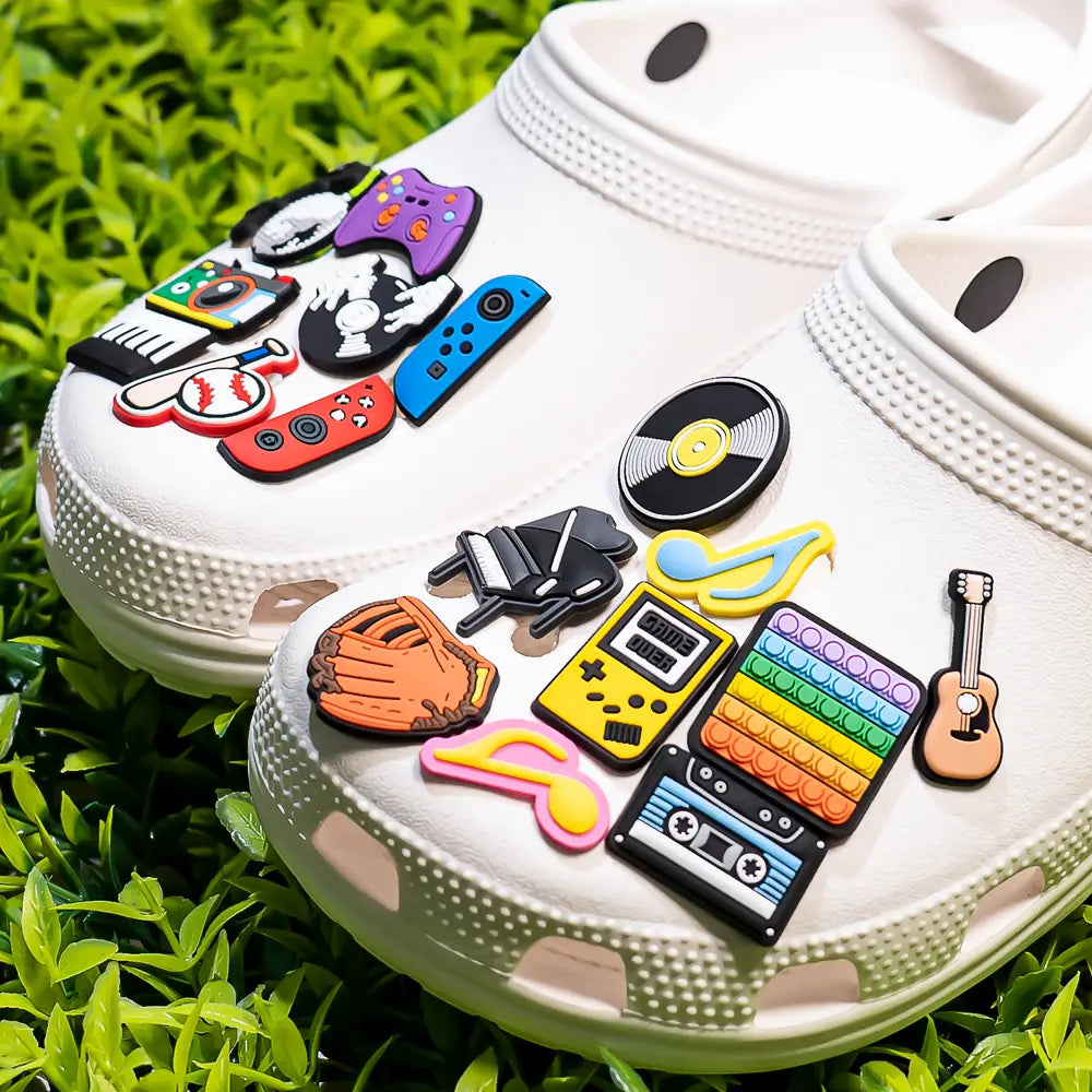 1/20pcs Musical Instruments Pins for Men Women Kids Piano Guitar CD Shoe Charms Shoe Accessories Decorations Buckles Ornament