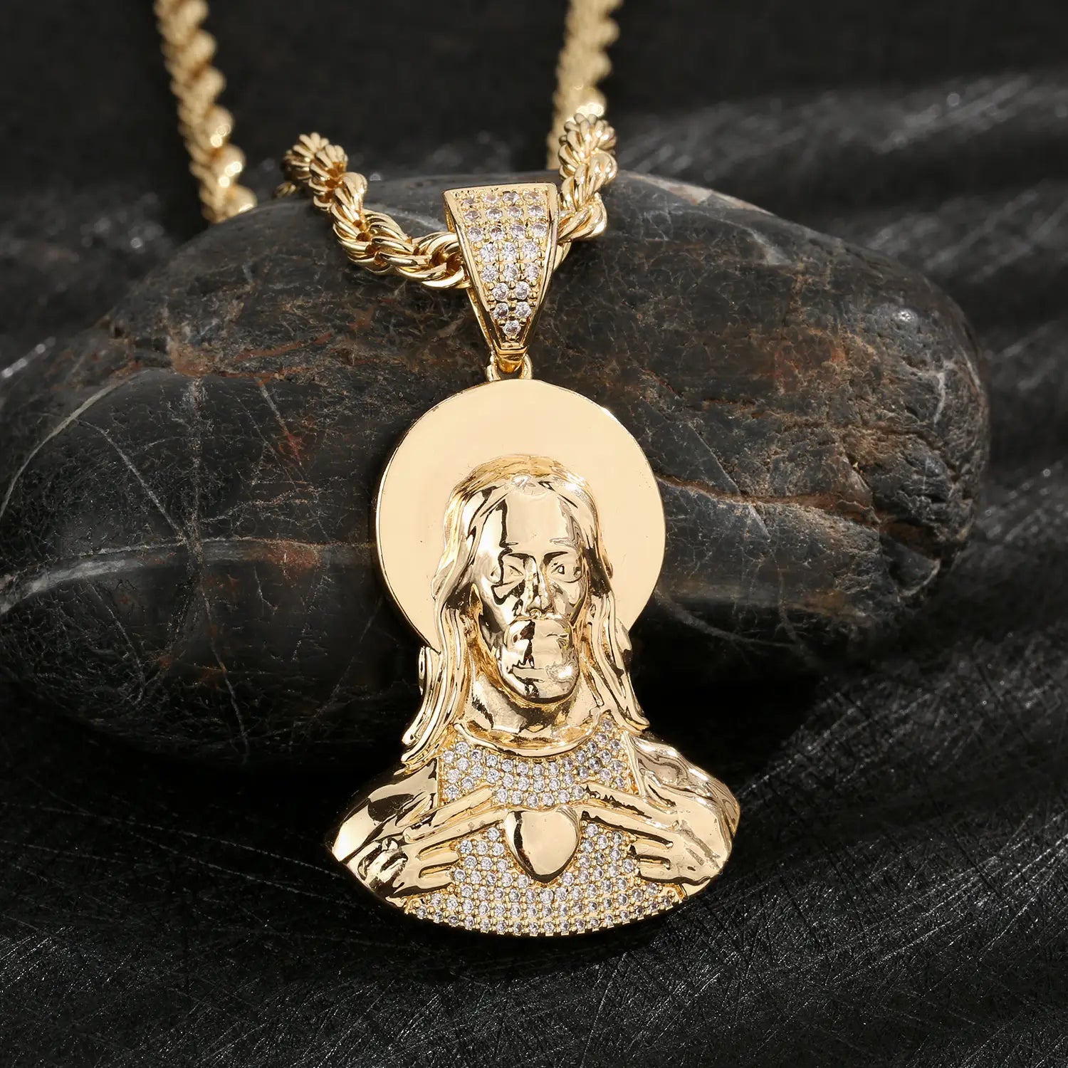 Hip-hop religious pendant for men and women made of copper plated with 14K gold wholesale available.