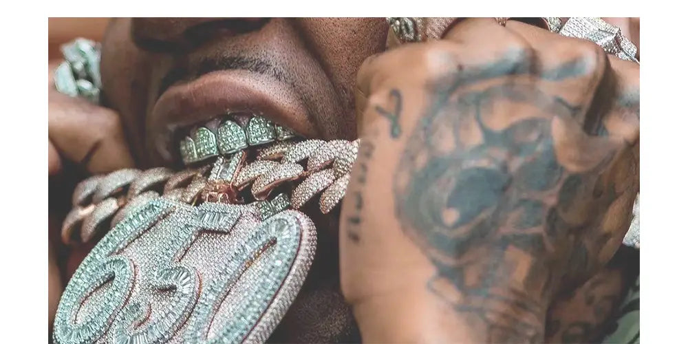 RACHELZ Hip Hop 10/10 Iced Out CZ Stone Teeth Grillz Punk Rapper Cubic Zirconia Tooth Caps For Women Men Jewelry Christmas Gift