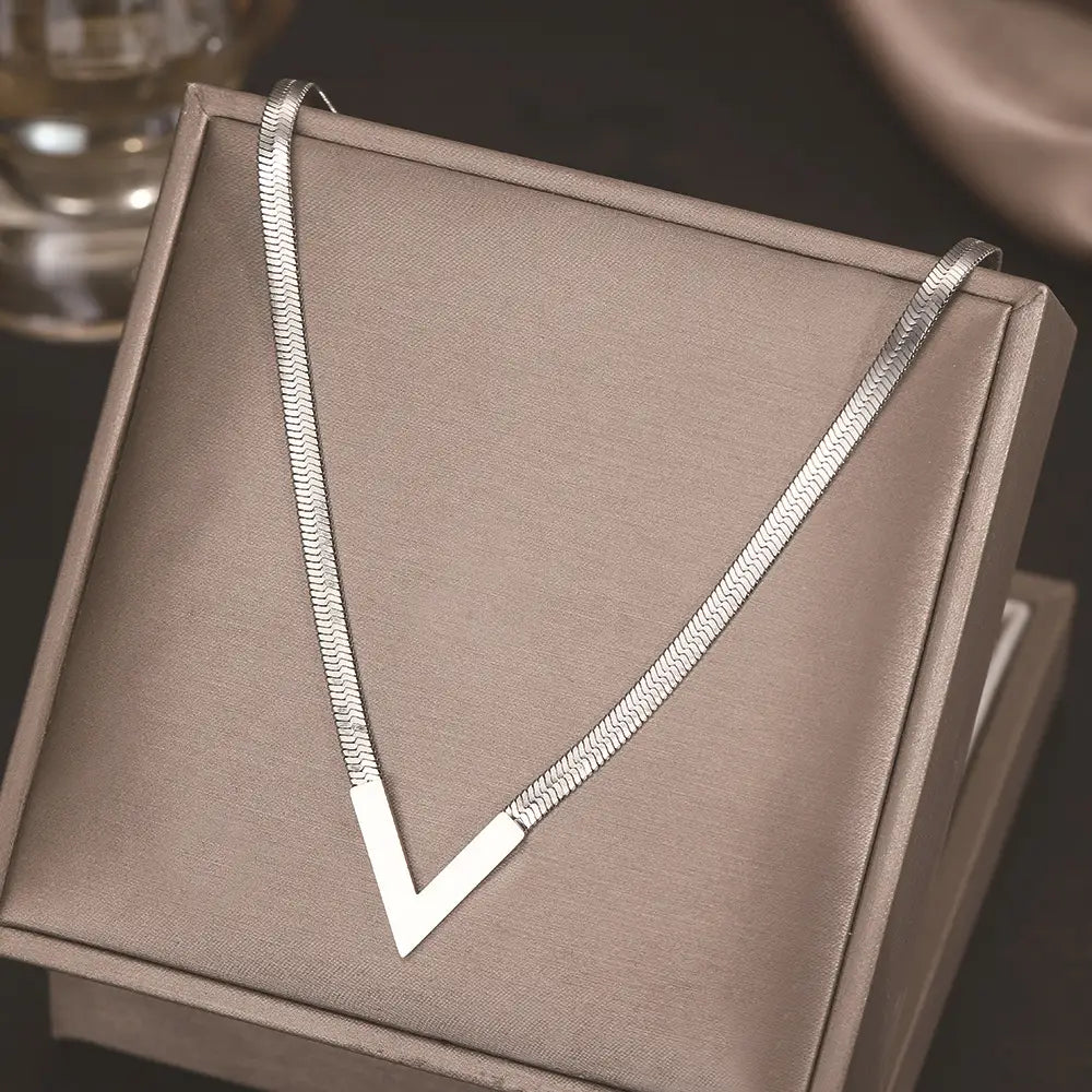 LAMENGLY 316L Stainless Steel Hip-Hop Simple V-Shaped Design Snake Chain Necklace Women Temperament Personal Clavicle Chain Gift