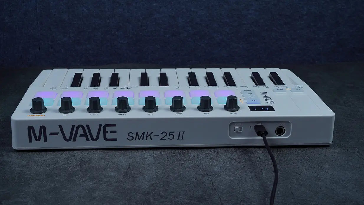 M-VAVE SMK-25 MIDI Pad Controller Rechargeable Keyboard USB 25 Key,16 RGB Drum Pads,8 Knobs&Music Production,Software Included