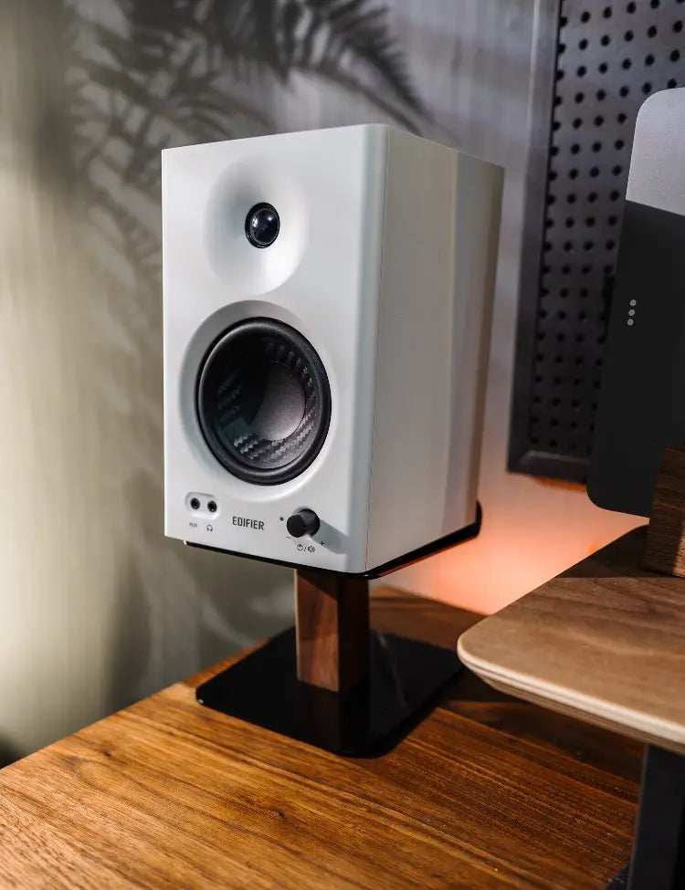 Walnut / Oak Wood Speaker Stand with Metal Base Home Office Audio Equipment Storage Solution Modern Desk Organizer Media Shelf