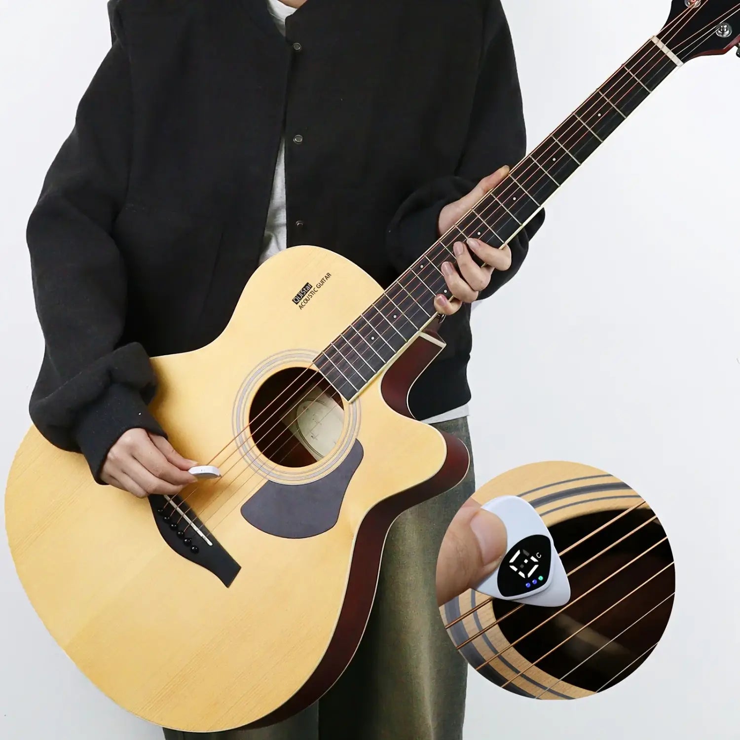 2-in-1 Guitar Pick & Tuner - Portable Multi-Purpose Pitch Calibrator for Folk Guitars and Ukuleles 12-Tone Equal Temperament,