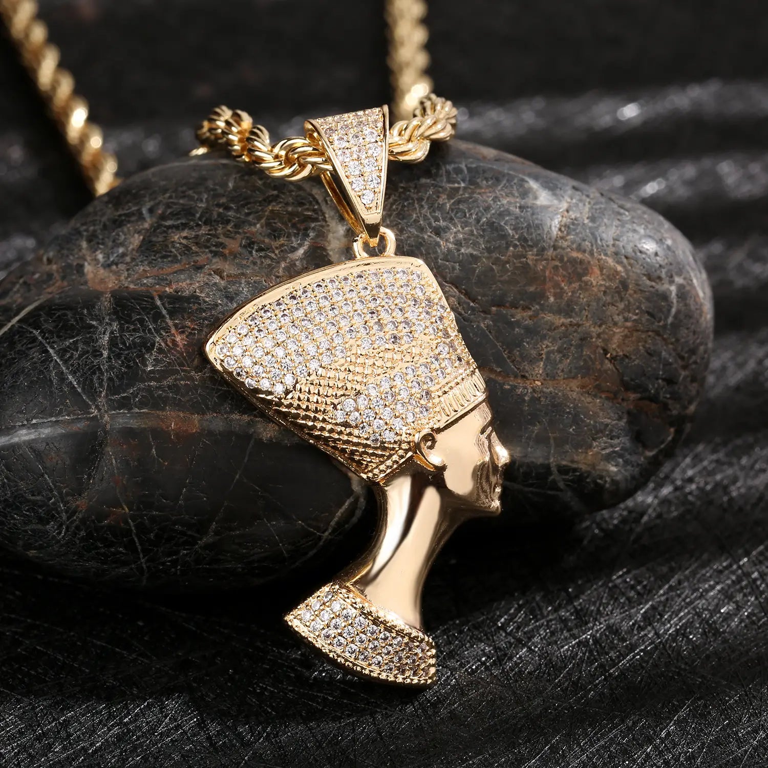 Hip-hop religious pendant for men and women made of copper plated with 14K gold wholesale available.