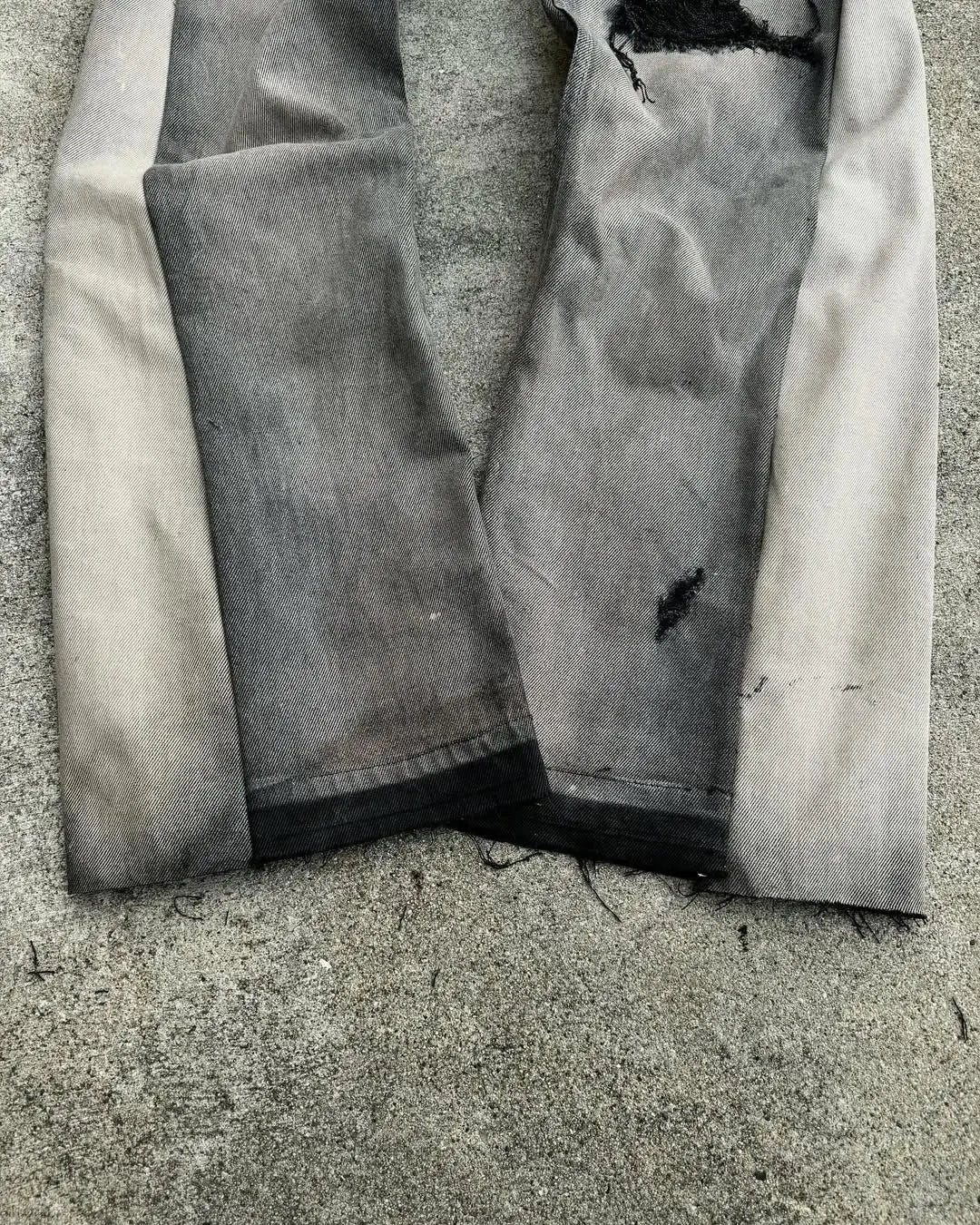 American Hip Hop Mens Jeans High Waist Frayed Patchwork Embroidery Micro Flared Jeans Spring Street Clothing Loose Floor Pants