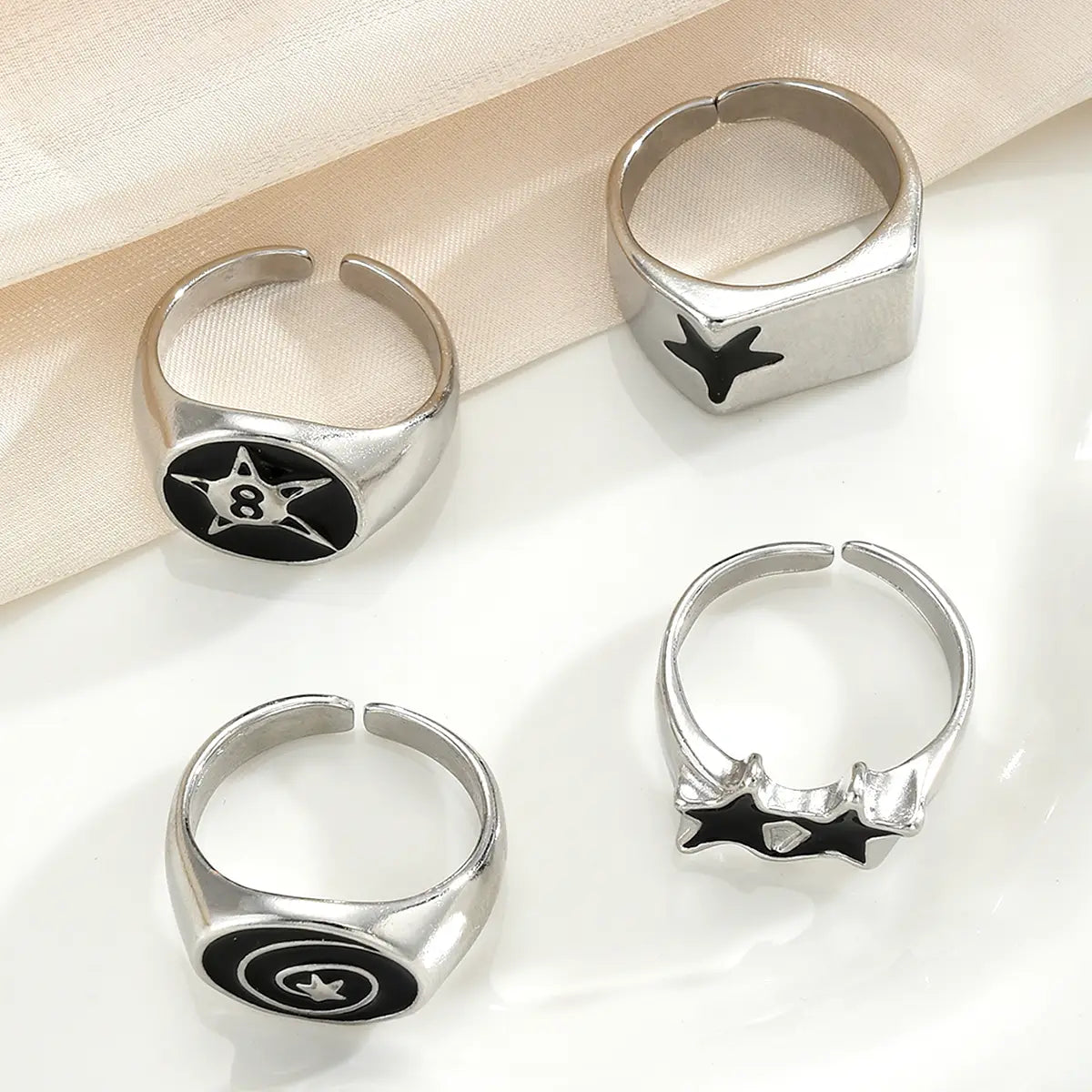 4 Pcs Punk Black Star Rings Set for Women Men Fashion HipHop Silver Color Geometric Thick Finger Ring Y2K Unisex Jewelry Gifts