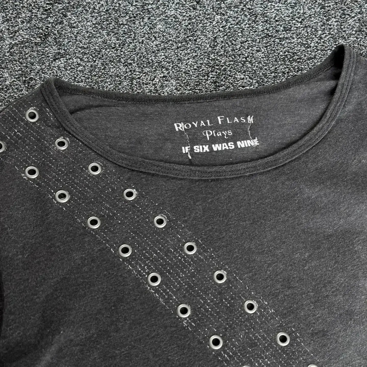 Hip-hop Y2K Guitar Printed Long Sleeve Men T-shirt Casual Rivet Elements Tops Harajuku Men and Women New Retro Men Clothing