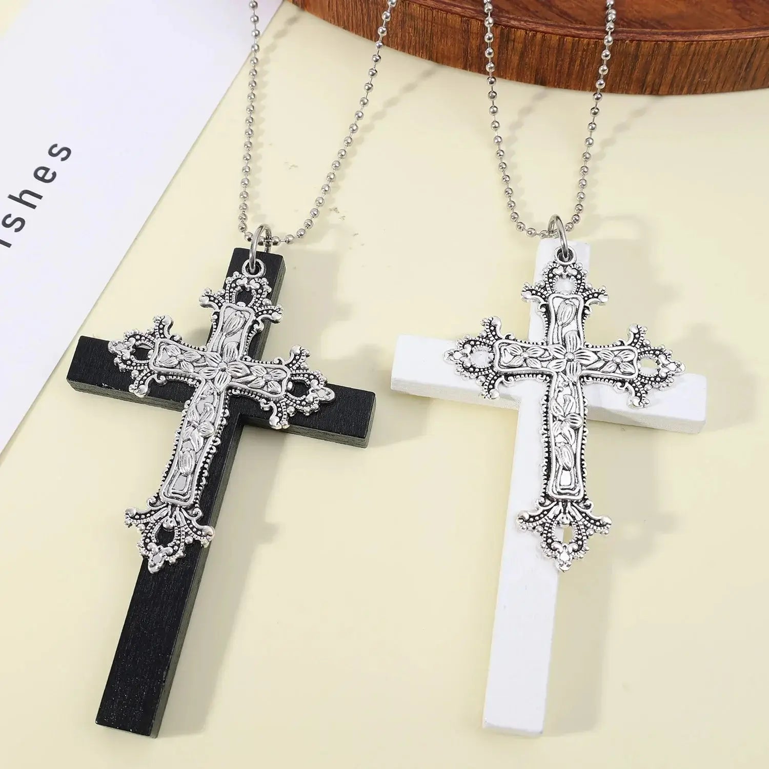 Personality Punk Y2K Cross Wood Black Drill Cool Pendant Necklace for Women Vintage Spicy Girls Hip Hop Necklace Jewelry Gifts