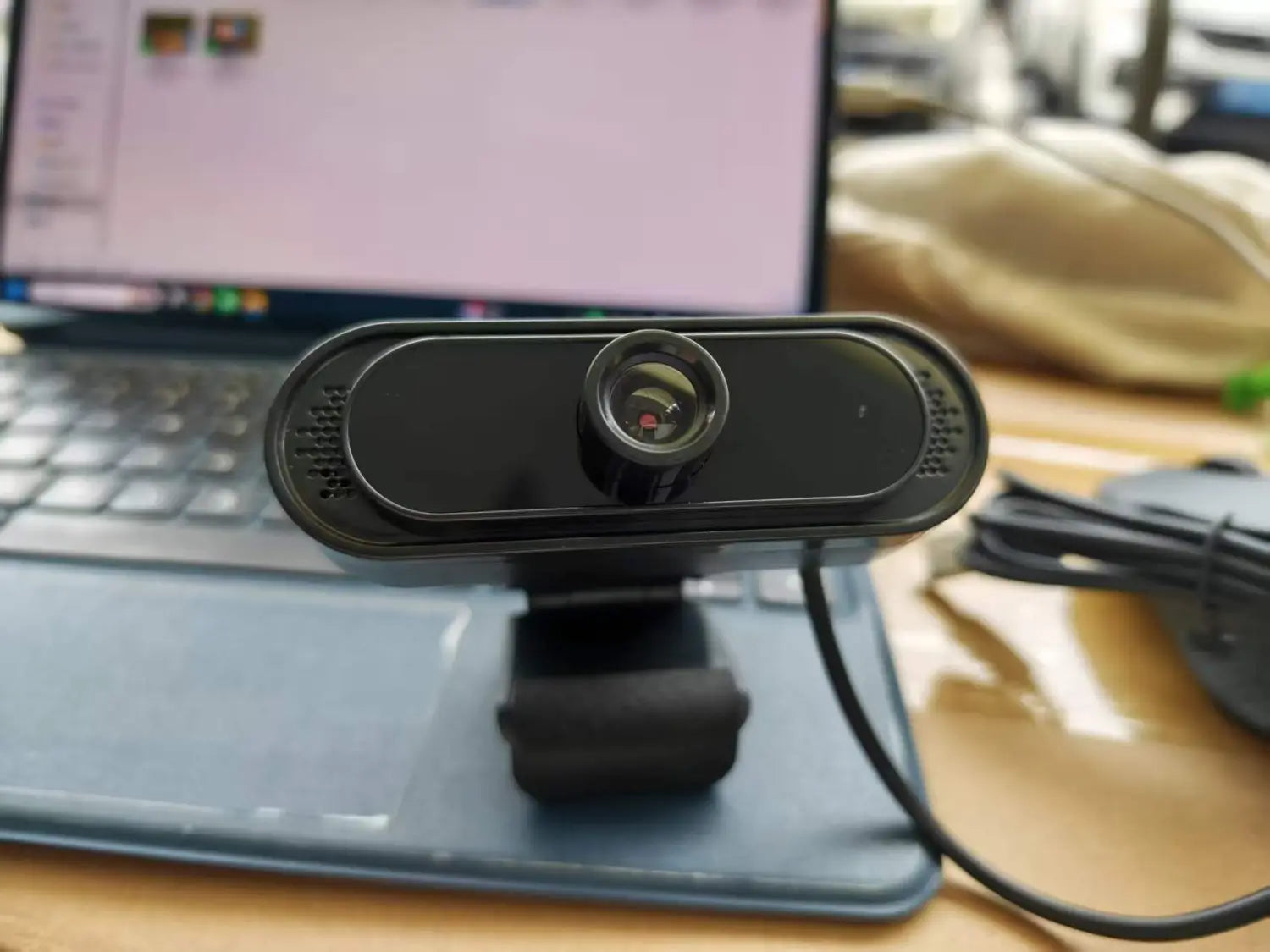Webcam with Microphone USB Computer Camera for Video Calls Zoom Teams Streaming Plug and Play for PC Mac