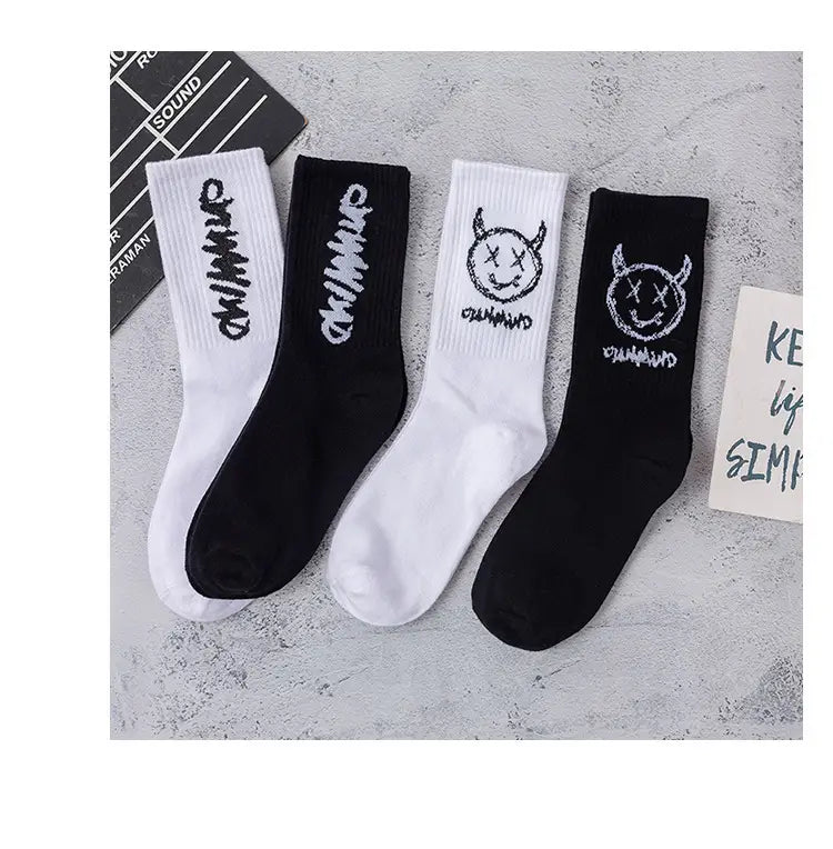 Men Women Socks Cotton Simplicity Anime Devil Grimace Harajuku Black White Graffiti Fashion Long Funny Hip Hop Sox Unisex medias