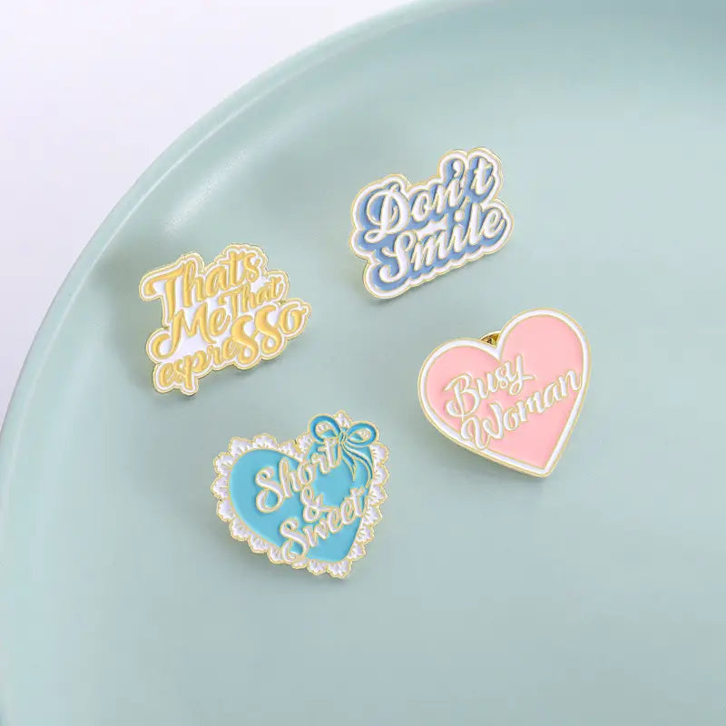 Short And Sweet Enamel Pins Pop Music Singer Don’t Smile Brooches Clothes Lapel Hat Badges Jewelry Accessories Gift For Friends