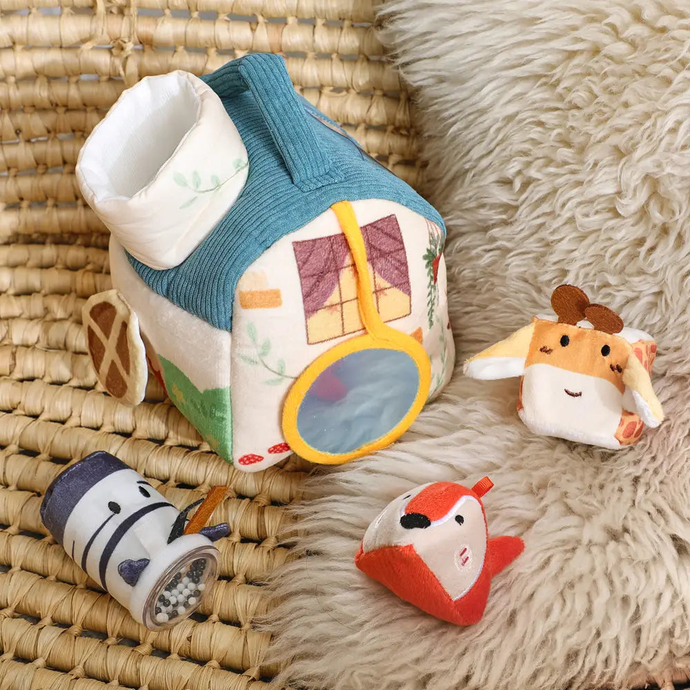 Baby Montessori Toy Plush Barn with Farm Animals Musical Touch Sensory Toys Portable Baby Farmhouse Cognition Toy for Infants
