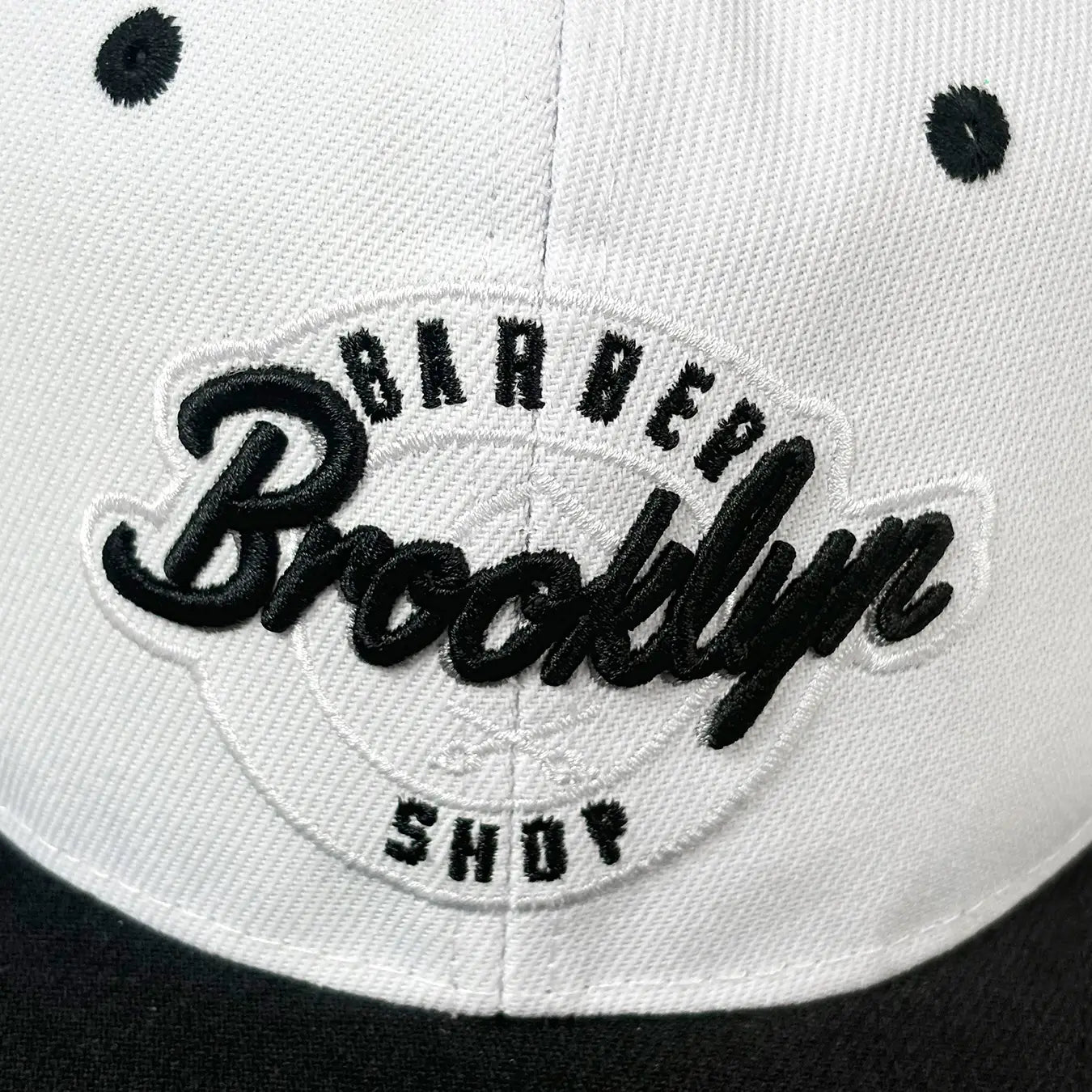 Letter Embroidered Hip-Hop Cap Trendy Baseball Cap Adjustable Casual Flat-Brimmed Hat Suitable for All Seasons Fashionable Hat for Street